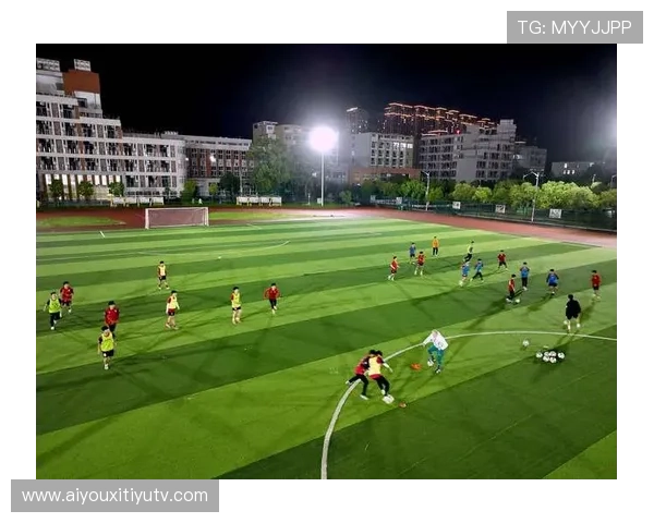 意甲俱乐部青训合作计划启动，本土年轻球员培养受重视